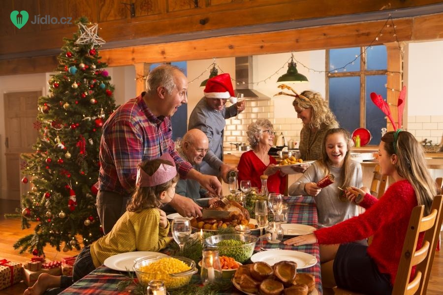 12 tradičních vánočních večeří z celého světa
