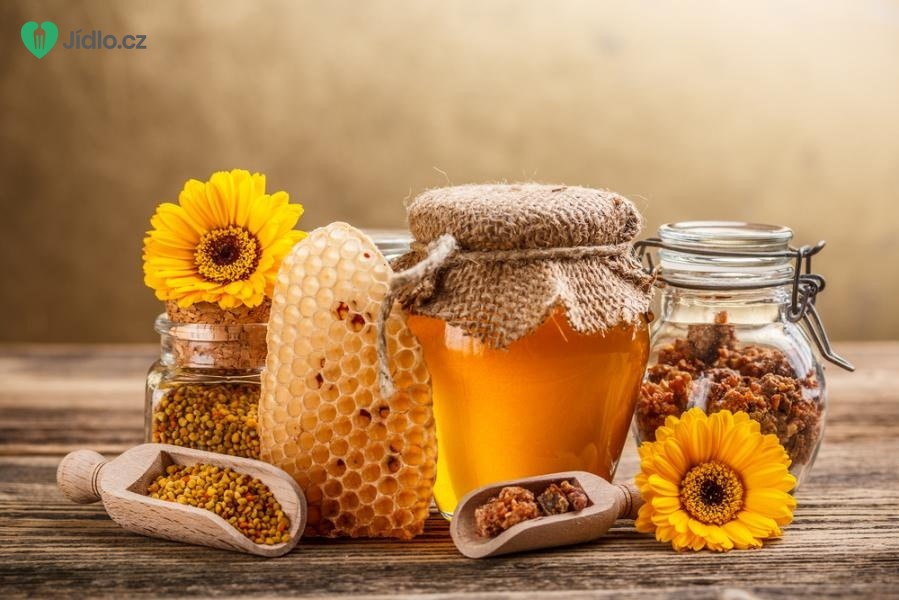 Zajímavosti o medu: může se dávat do horkého čaje? 