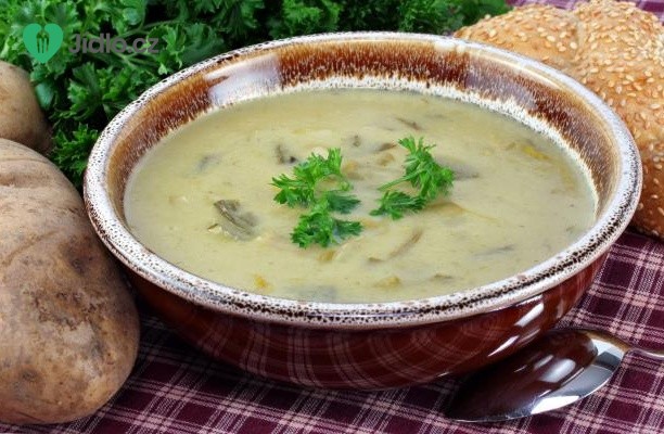 Bramborová zeleninová polévka se smetanou recept