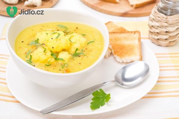 Květáková curry polévka recept