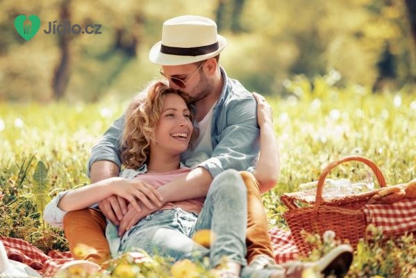 První máj je lásky čas: Přinášíme tipy na romantický piknik ve dvou…