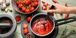 Domácí rajčatová omáčka jako od Itala